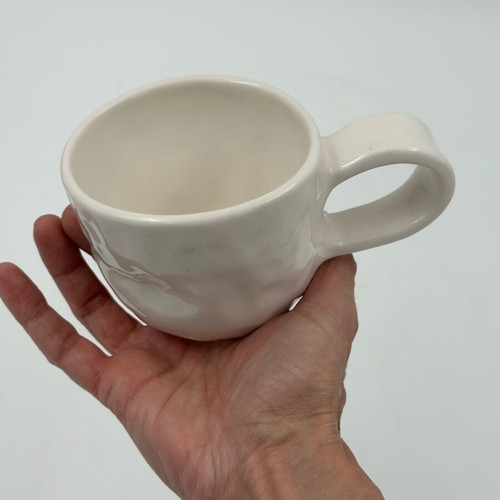 Ceramic mug Eleftheria Sifnaiou minimal new