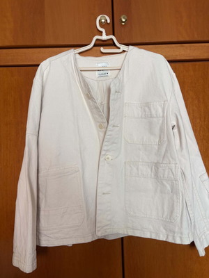 Zara white denim jacket like new, size M