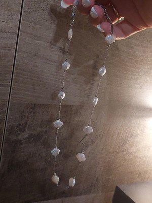 Necklace with Shells new, white and silver
