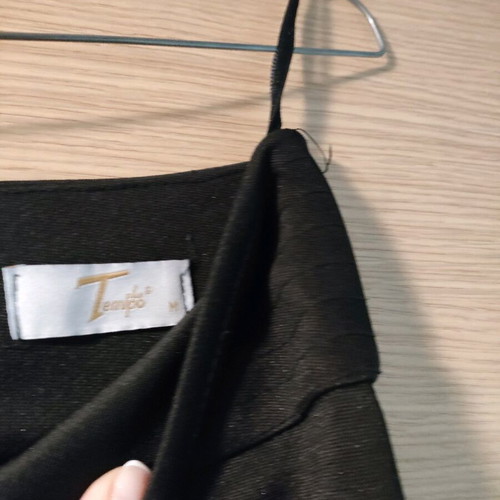 Pencil black skirt like new, medium size with waist design