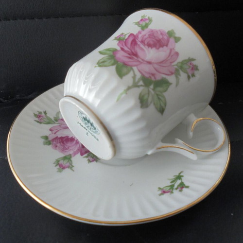 Freiberger porzellan double porcelain set used, cup with saucer