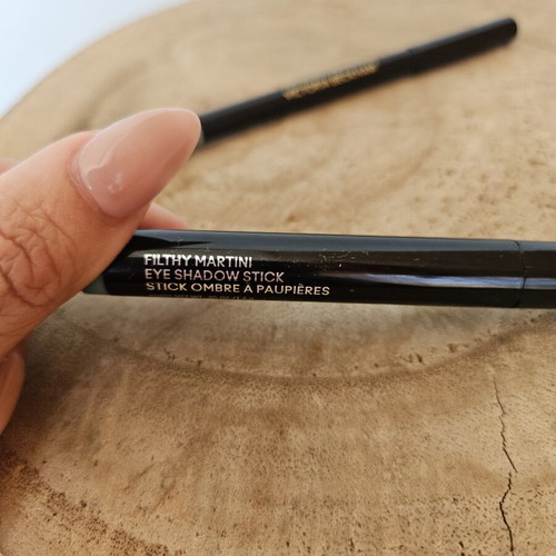 Victoria Beckham Kajal Liner and Mac Dazzleshadow new combo