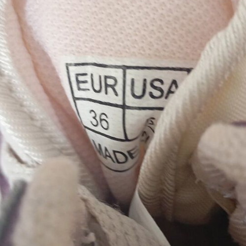 Women's athletic shoes like new, beige and purple, size 36