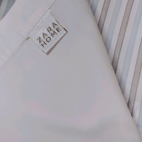 Zara Home baby crib sheet like new, 100% cotton