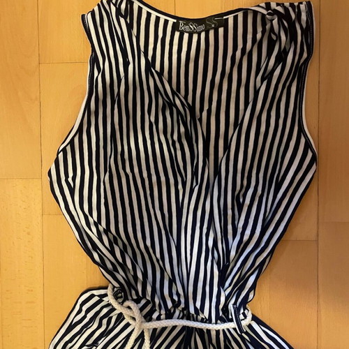 Summer striped jumpsuit white blue size M like new