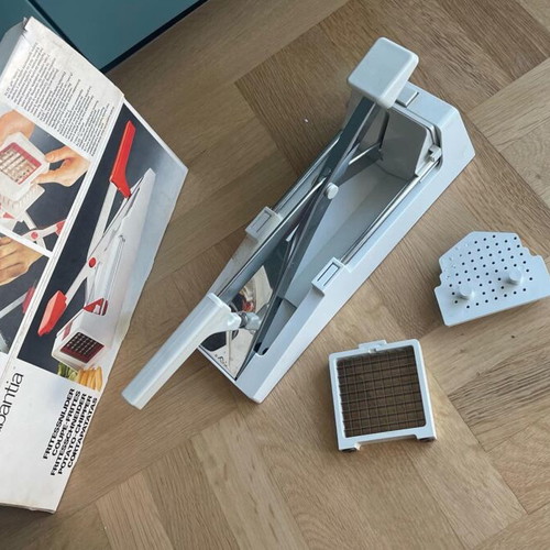 Brabantia potato chipper new with replacement blade