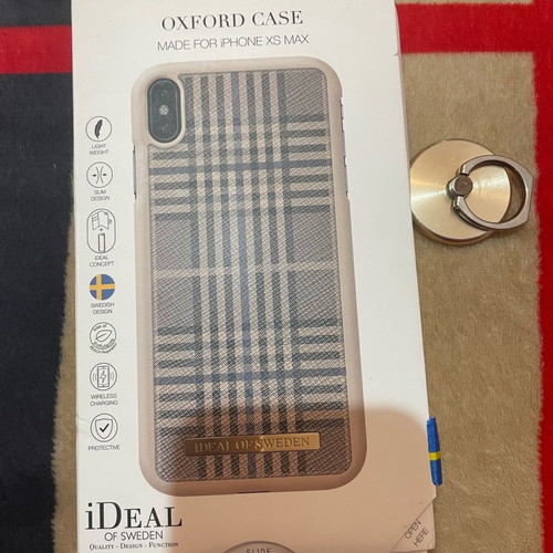 iPhone XS Max case ideal of Sweden plaid used with natural wear