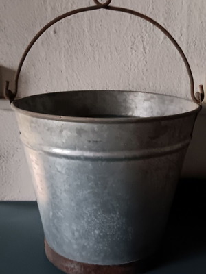 Metal bucket new, old and well-made, set of 4 pieces