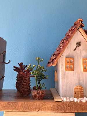 Large handmade tabletop key holder with 4 hooks