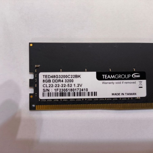 DDR4 TeamGroup Elite Dark 8GB 3200GHz RAM like new