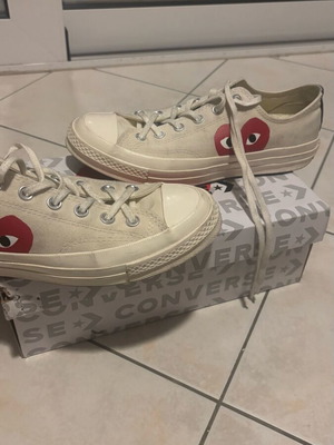 Converse play x Comme des Garçons άσπρα αθλητικά παπούτσια σαν καινούργια, νούμερο 41.5