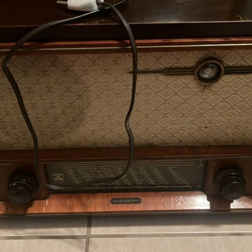Grundig vintage radio used 1950 collectible