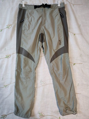Jack Wolfskin men's hiking pants size M like new