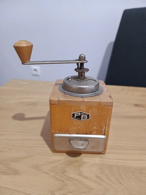 Μύλος καφέ PB vintage Macina Acciaio μεταχειρισμένος