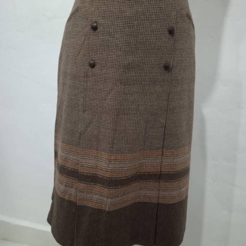 Vintage wool winter skirt 80s new, size 42 (52)