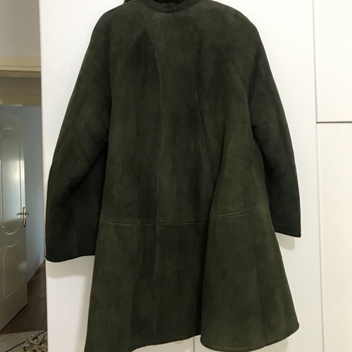 Mouton coat new, leather fur, oil color, size M
