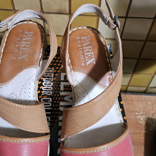 Parex sandals like new, size 39