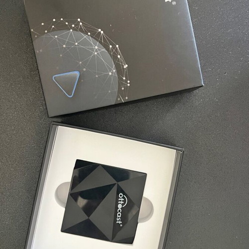 Ottocast Carplay adapter wireless for Apple like new