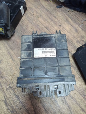 ECU computer for VW Golf 3 1.9TDI 1994 used, 0281001170, 028906021C