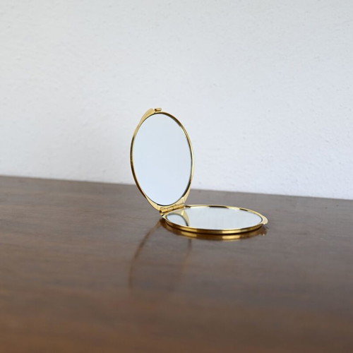 Vintage compact mirror with gold metal case like new