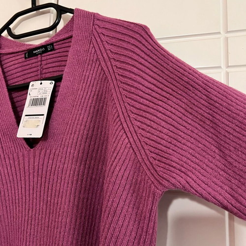 Mango pink sweater new, size L