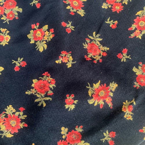 Laura Ashley skirt like new, size XL, blue and red