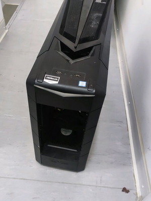 SilverStone Raven RV02 used PC case with 180mm and 120mm fans
