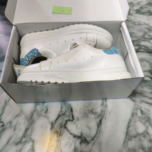 Celestino sneakers new No36 white with blue glitter