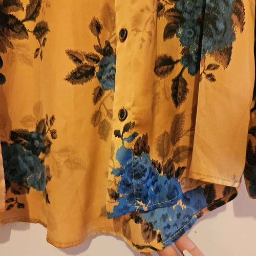 Πουκάμισο Zara floral σαν καινούργιο, μέγεθος XS, κίτρινο με μπλε σχέδιο