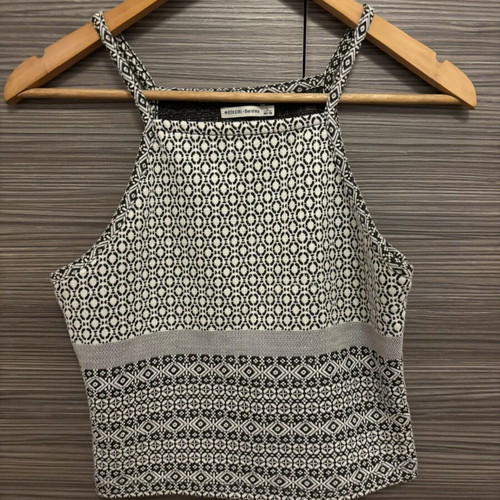 Bershka top crop used, size S, white and gray