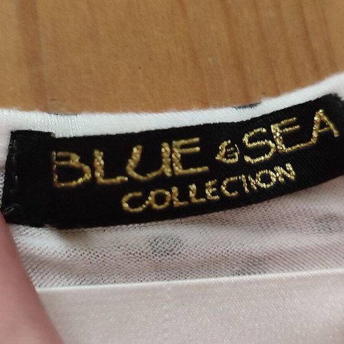 Blue & Sea Collection Romantic Top white with black polka dots, like new