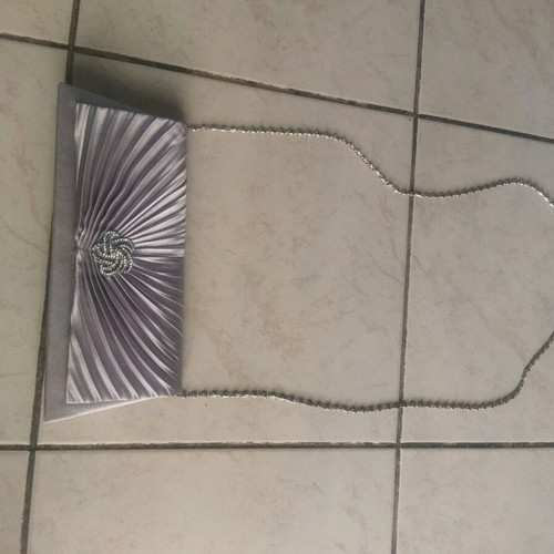 Small bag used with chain