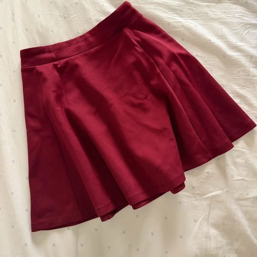 Stradivarius mini skirt used, burgundy, size S