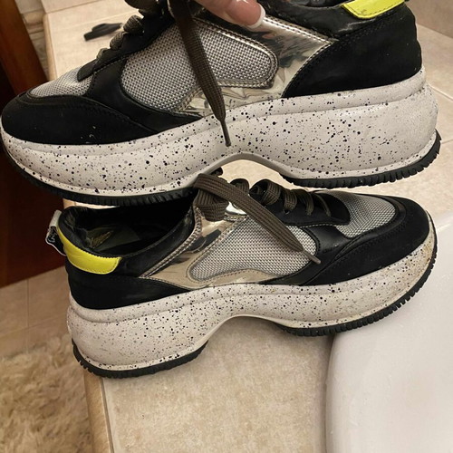 Hogan sneakers used size 39.5/40