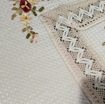 Tablecloth new, dimensions 1.28x1.18 m