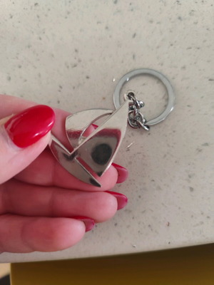 Keychain silver like new, quite light