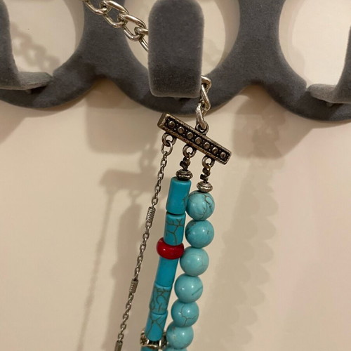 Handmade necklace with turquoise and coral stones like new