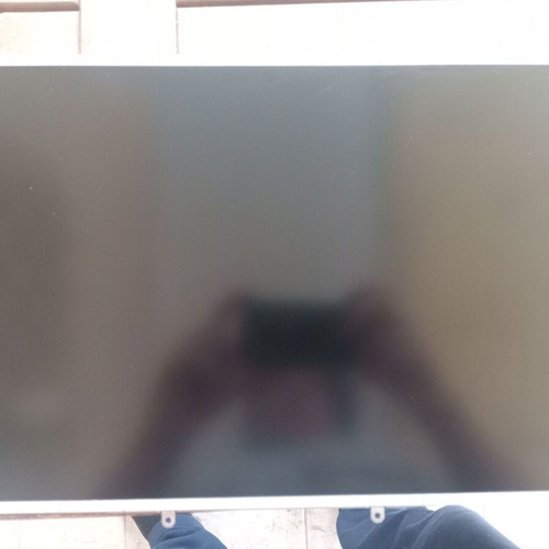 LG LP171WP9 (TL) (B3) 17.0" laptop display panel used, 1440x900, 50pins LVDS