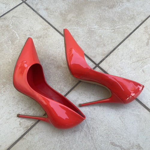 Carrano high-heeled shoes coral red patent leather new