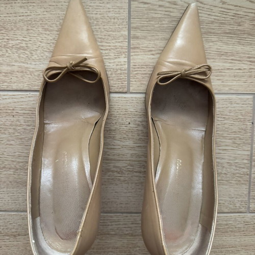 Kalogirou nude leather pointed toe pumps size 38 used