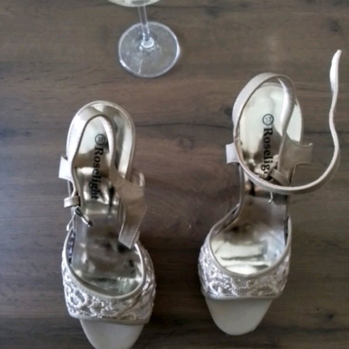 Roselight sandals No 37 like new, beige, ankle tie
