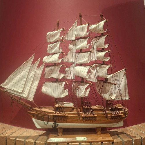 Cutty Sark wooden sailing ship replica like new