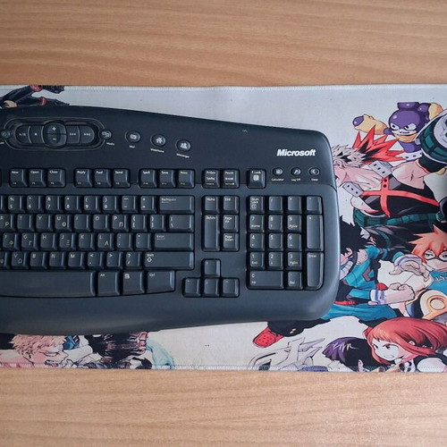 Mousepad My Hero Academia μεταχειρισμένο, μεγάλο για gaming