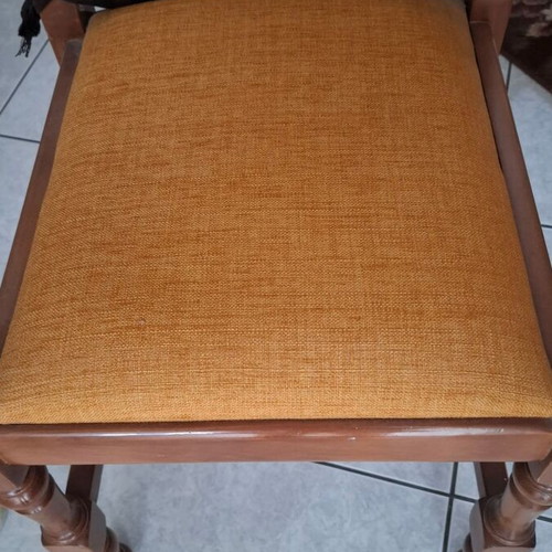 Wooden dining chairs used, set of 6 with upholstered seat
