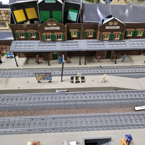 Prebuilt Marklin complete model train layout 1/87 HO like new