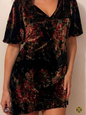 Velvet dress Zara L like new, colorful, slim fit