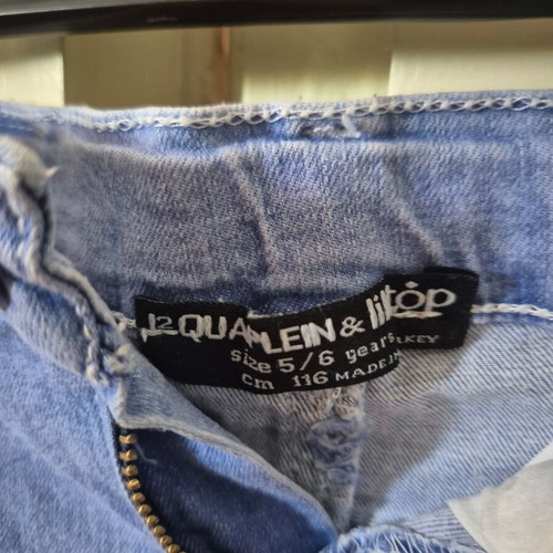 Quaplein & Lilitop Girls' Shorts size 5-6 like new, blue multicolor