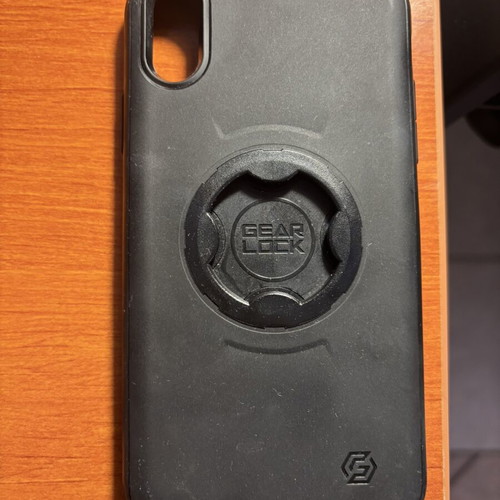 iPhone XR Gear Lock Case like new