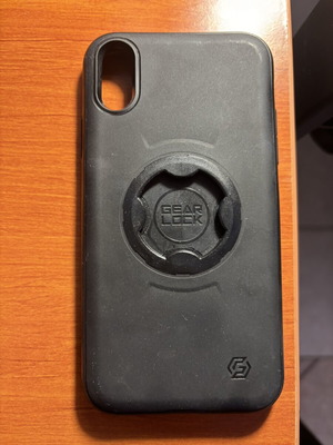 iPhone XR Gear Lock Case like new