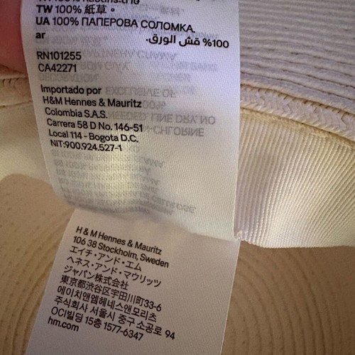 Women's white hat (hatelino) H&M like new